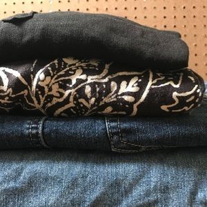 Lucky brand set: floral joggers and blouse